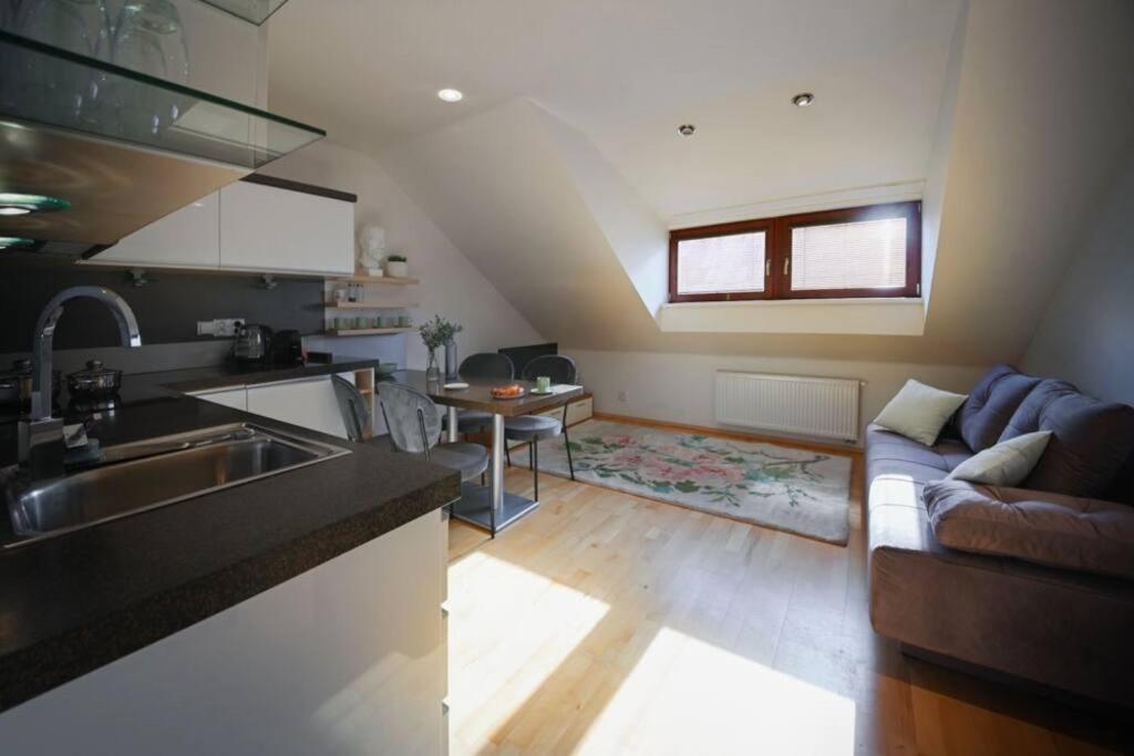 V Centru Deni Apartment Оломоуц Екстериор снимка